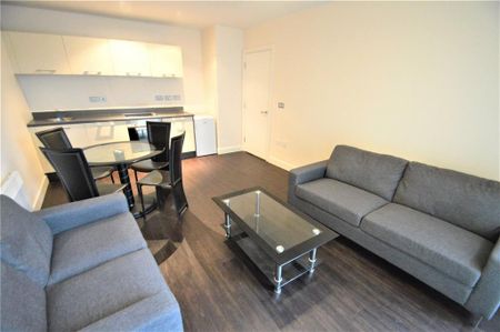 1 bedroom flat to rent - Photo 2