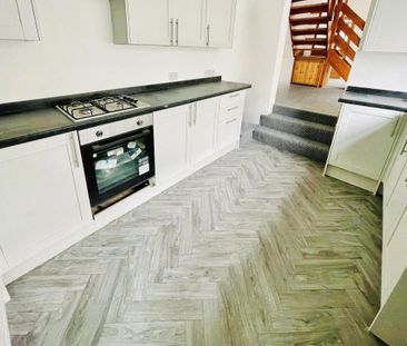 Tothill Street, EBBW VALE - Photo 2