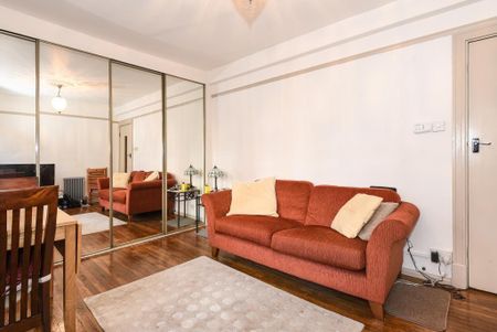 Studio to rent - Photo 2