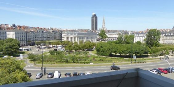 PLEIN CENTRE - Appartement T4 - Photo 3