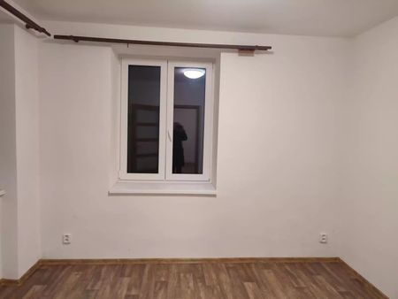 Pronájem bytu 1+kk v Libochovicích - Photo 2