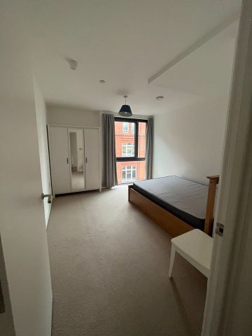 2 Bed Flat, Black Prince Road, SE1 - Photo 3