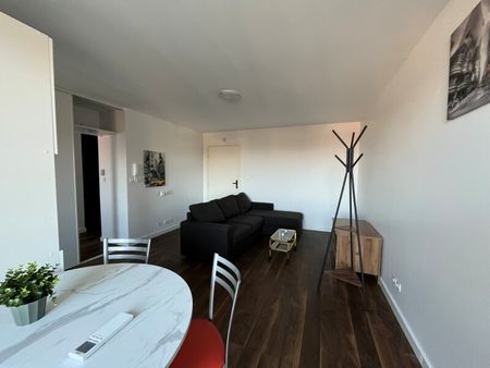 Location Appartement 2 pièces 42m² FONSORBES 31470 - Photo 2