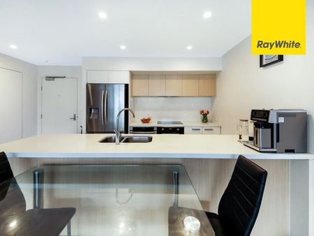 Prime Location and Comfortable Living - Photo 3