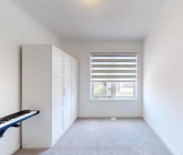 For Lease - 733 Heathrow Path, Oshawa, Ontario - Photo 1