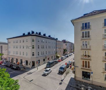 Historic apartment for rent with high ceilings & stucco - Photo 1