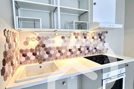 Charmant T2 non meublé de 43 m² proche du centre-ville - Photo 3