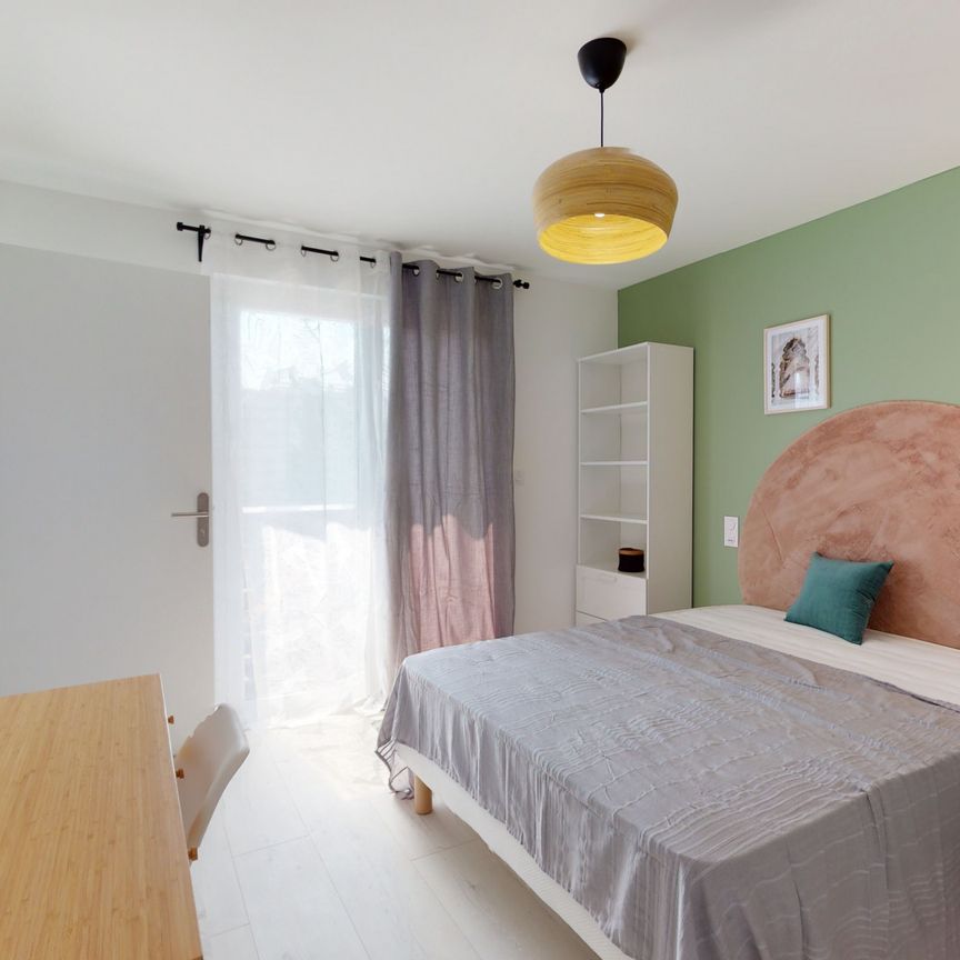 MURET H Roommate 5 Bedrooms at Toulouse - Photo 1