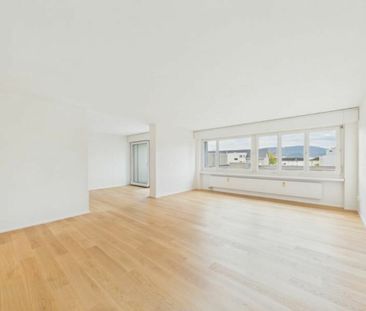 grosse 3.5 Zi-Wohnung mit Balkon - Foto 2