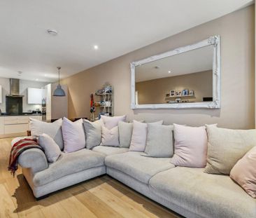 2 bedroom flat to rent - Photo 6
