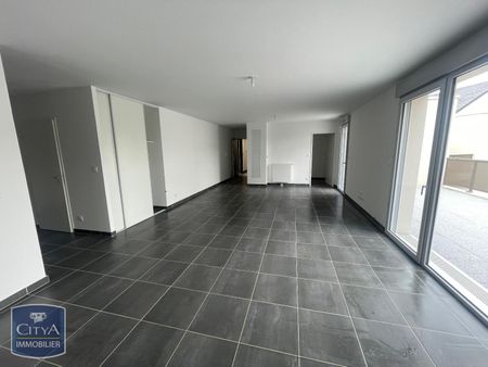 Location Appartement 3 pièces 106m² JOUE LES TOURS 37300 - Photo 2