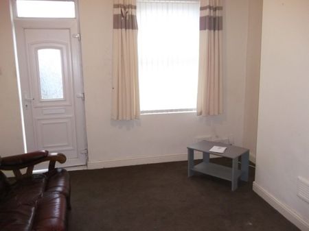 2 bed Terraced - To Let - Photo 2