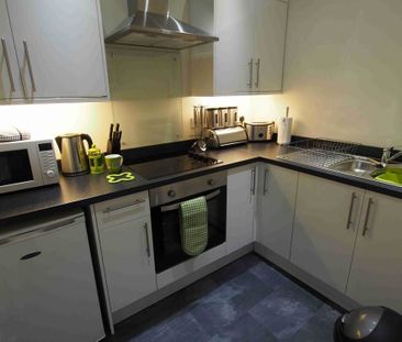 Wallfield Place, Top Left, AB25 - Photo 4