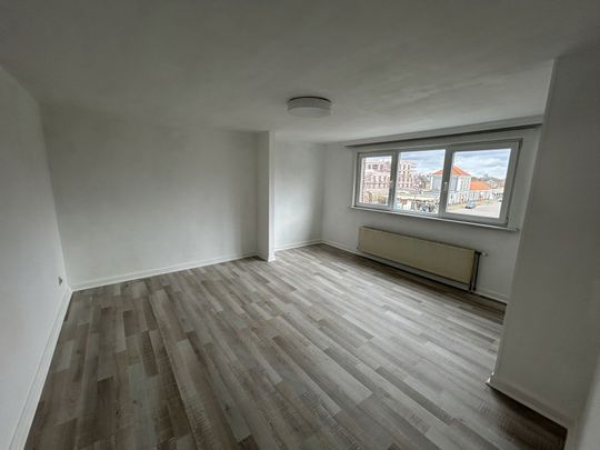 Ruim appartement in het centrum van Geel - Photo 1