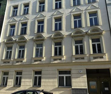 Altbau mit Hof - Photo 1