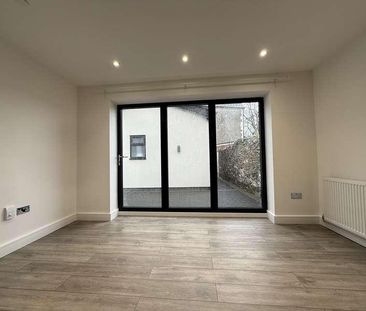 Cyril Crescent, Cardiff, CF24 - Photo 1