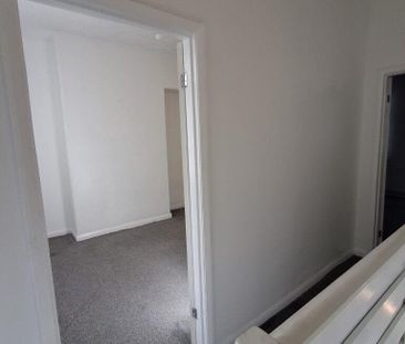 2 bedroom house to rent - Photo 2