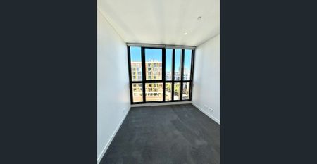 Luxury 2 bedroom + flexi apartment for lease now - Photo 5