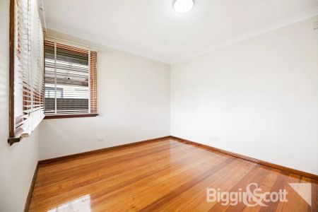 16 Emu Road, Maidstone VIC 3012 - Photo 5