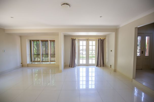 MAKE A STATEMENT - Photo 1