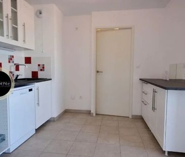 Location Appartement 3 pièces 48m² MARSEILLE 11ème - Photo 6