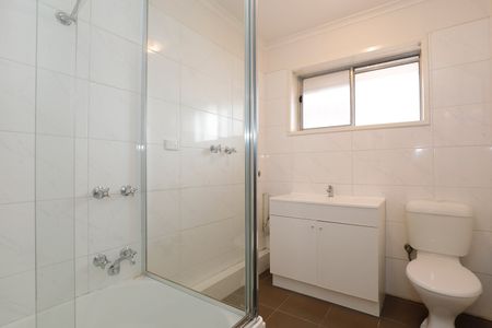 5/36 King Street, Essendon VIC 3040 - Photo 3
