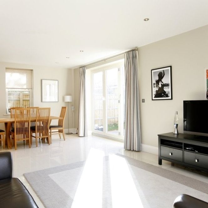 3 bedroom detached house to rent - Photo 1