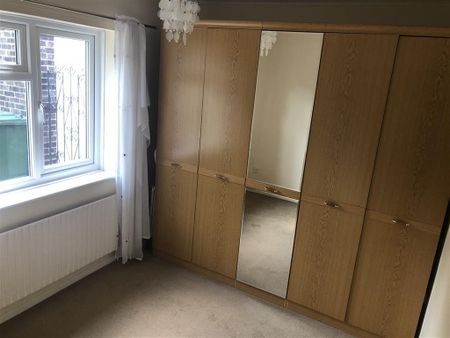 Kennedy Close, Dereham - Photo 2