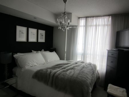For Lease - 215 Sherway Gardens Unit# 708, Toronto, Ontario - Photo 5