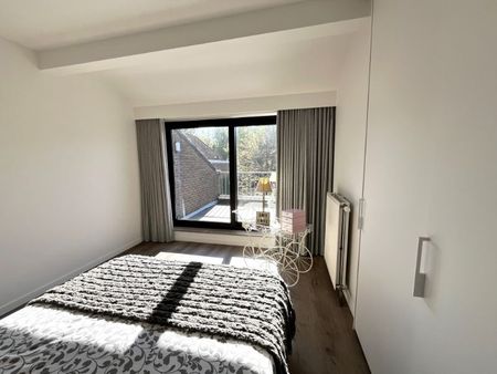 Woning met 3 slaapkamers en kantoor/praktijkruimte - Photo 2