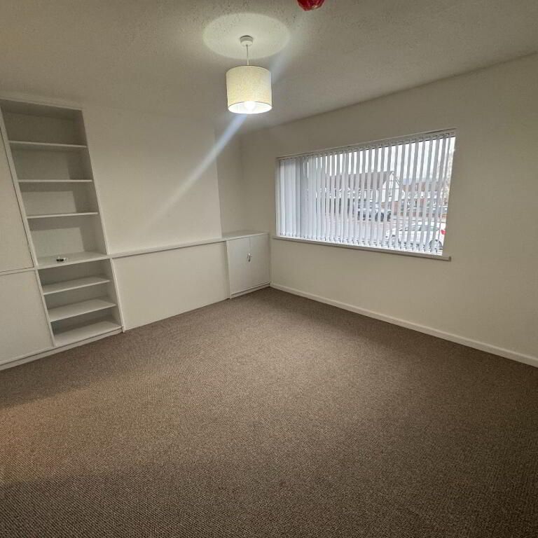 353 Holywood Road, Belfast, BT4 2LR - Photo 1