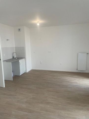 T3 CERGY Cergy (95800) - Photo 4