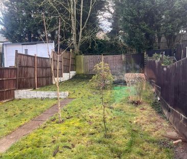 2 bedroom semi-detached house to rent - Photo 6