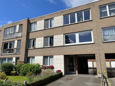 KNAP appartement op de 1ste verdieping met 3 slaapkamers en garagebox! - Foto 4