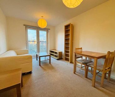 Oriel Gardens, M7 - Photo 4