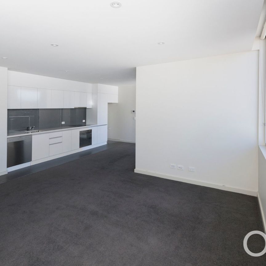 Open the Door To Sophisticated City Living in the Heart of Adelaide - Photo 1