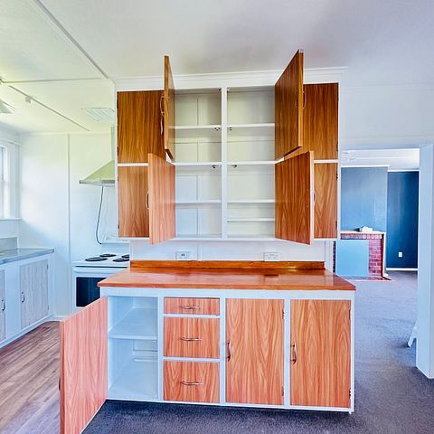 Renovated 3BR Home in Calton Hill - Photo 1