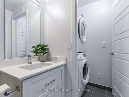 For Lease - 375 Sea Ray Avenue Unit# 212, Innisfil, Ontario - Photo 3