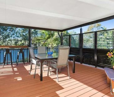 Executive Family Living - Stunning Rear Deck And Pool - Photo 3