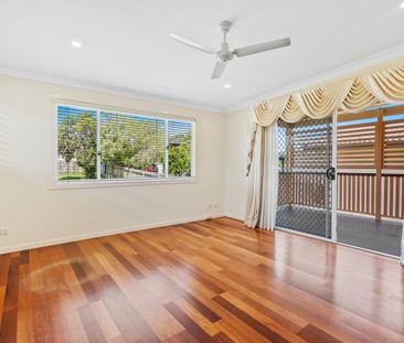 56 Killarney Avenue, Manly West, QLD 4179 - Photo 5