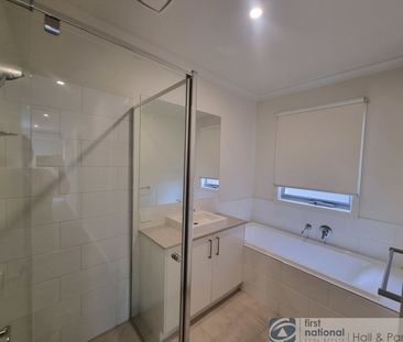 Townhouse with Room to Move - Photo 2