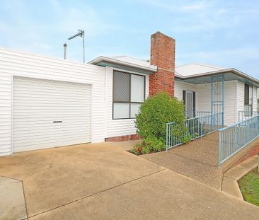 61 Phillip Avenue, Mount Austin NSW 2650 - Photo 5