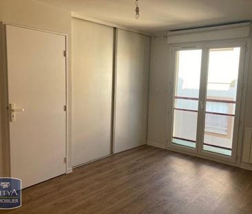 Location Appartement 2 pièces 52m² POITIERS 86000 - Photo 2