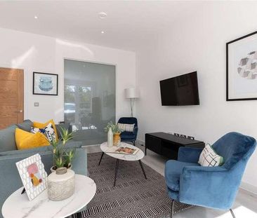 Parkview House, Oaklands Park, Wokingham, Berkshire, RG41 - Photo 1