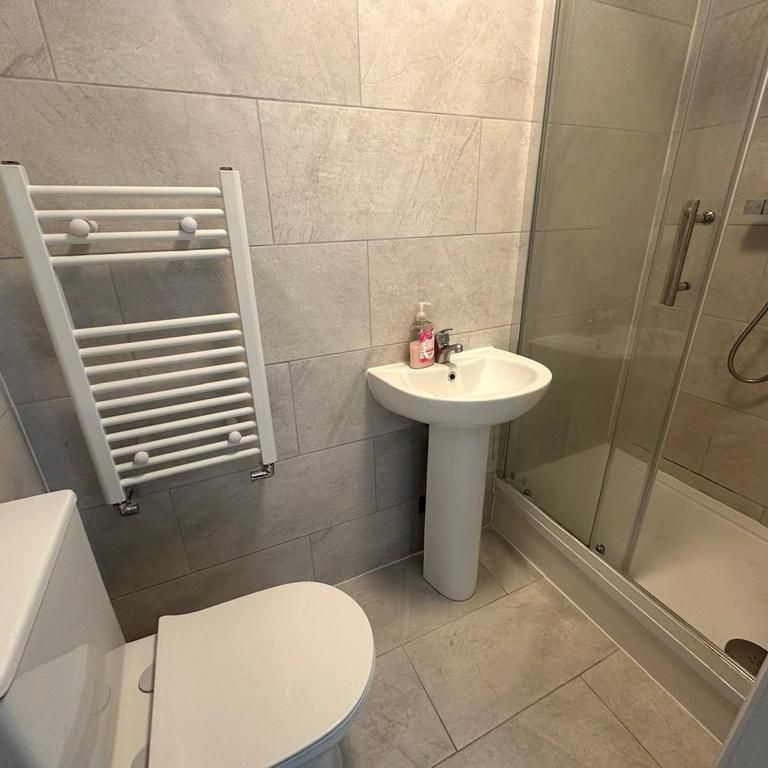 1 bedroom detached house to rent - Photo 1