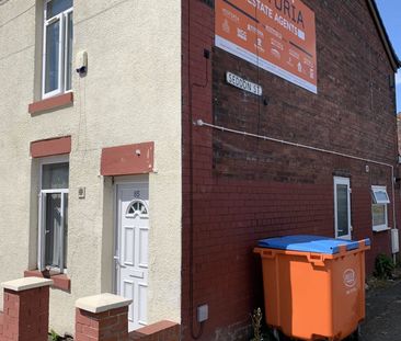 85 Cleggs Lane, Little Hulton - Photo 2