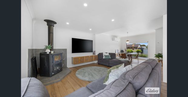 Fully Renovated, 3Br, Family Home on Large Block with Rear Access - Photo 1