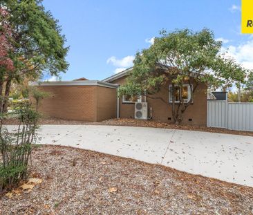 Beautifully Renovated Macgregor Home - Photo 5