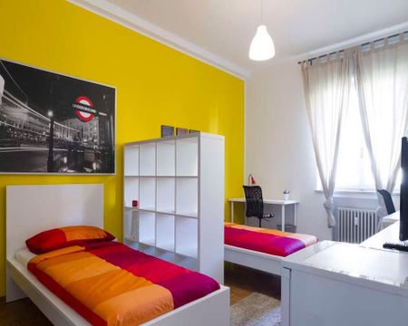 Via Marcantonio Colonna, Milan, Lombardy 20149 - Photo 4