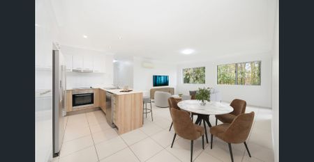 MODERN DELIGHT POSITIONED IN THE HEART OF RUNAWAY BAY - Photo 2